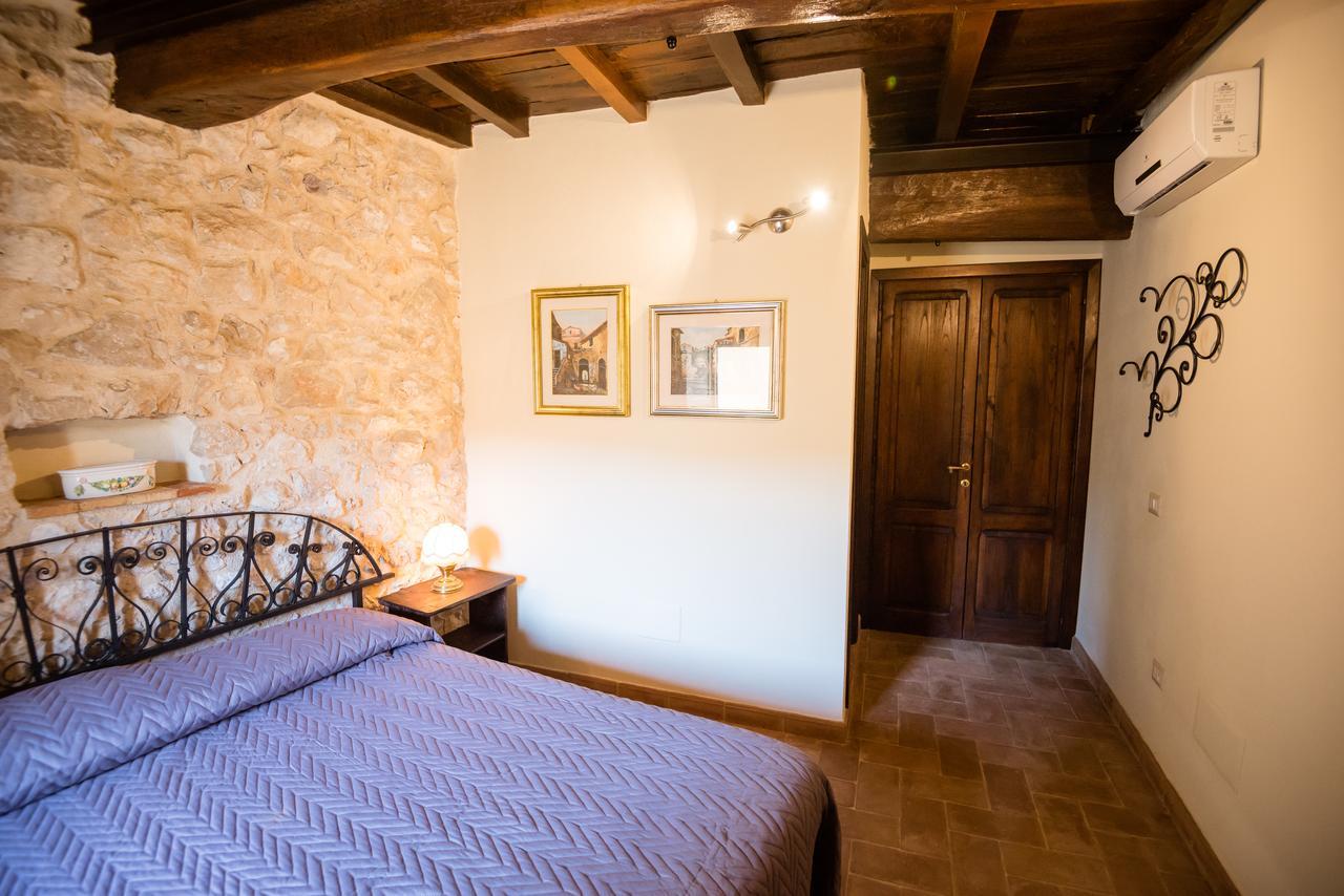 Bed and Breakfast Nenà Al Borgo Castello à Pico Extérieur photo