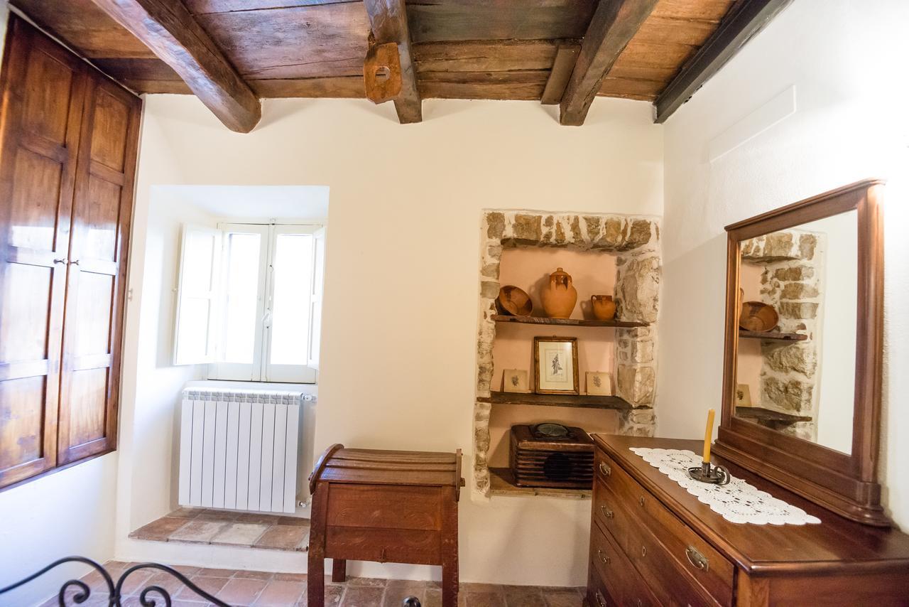 Bed and Breakfast Nenà Al Borgo Castello à Pico Extérieur photo