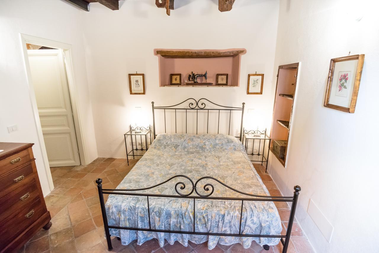 Bed and Breakfast Nenà Al Borgo Castello à Pico Extérieur photo