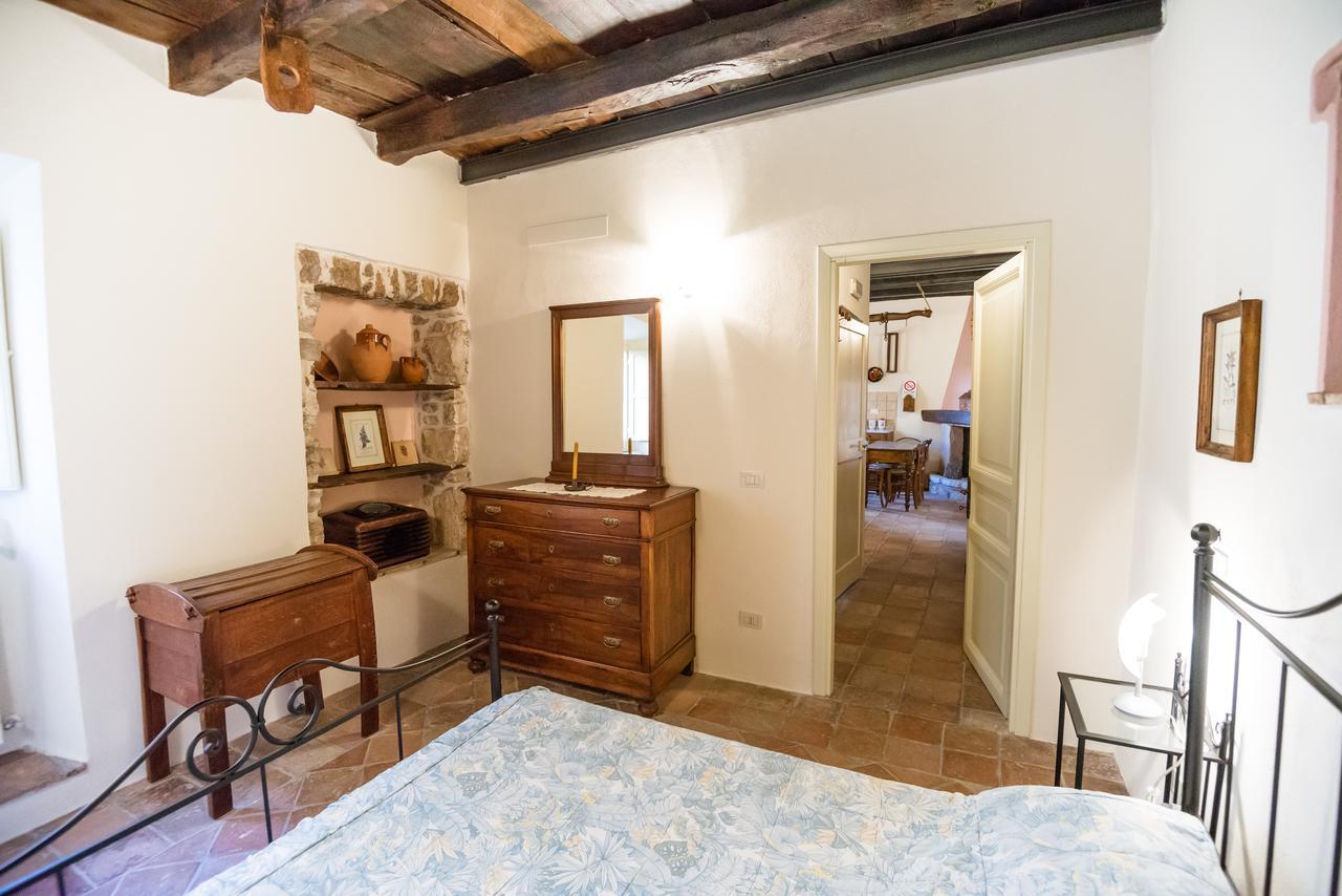 Bed and Breakfast Nenà Al Borgo Castello à Pico Extérieur photo